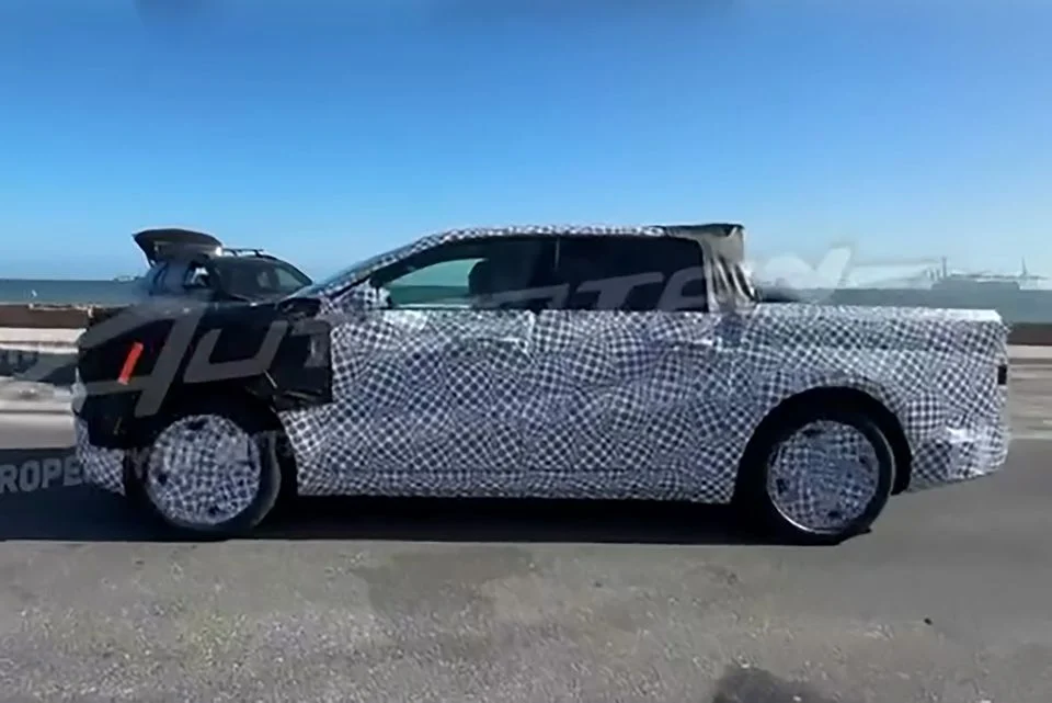 Vehicle photo